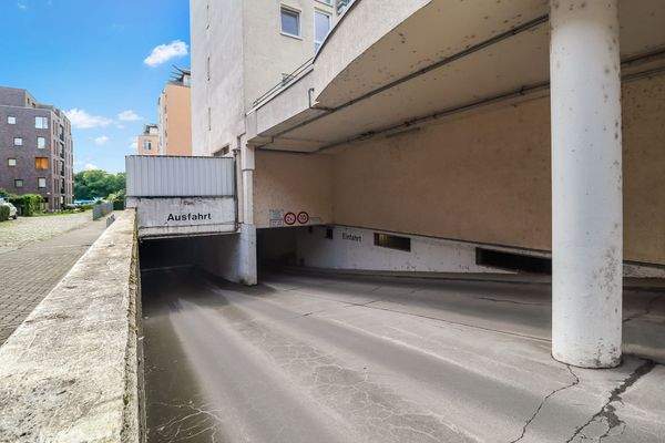 Einfahrt Tiefgarage