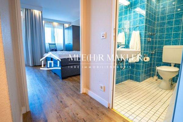 Schlafbereich / Flur / Bad