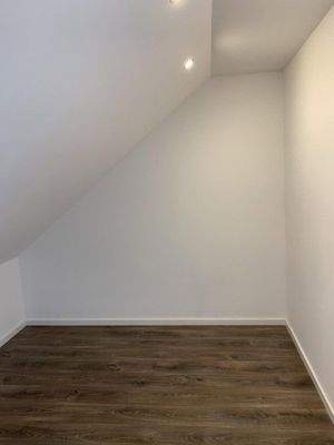 Begehb. Kleiderschrank/ Office