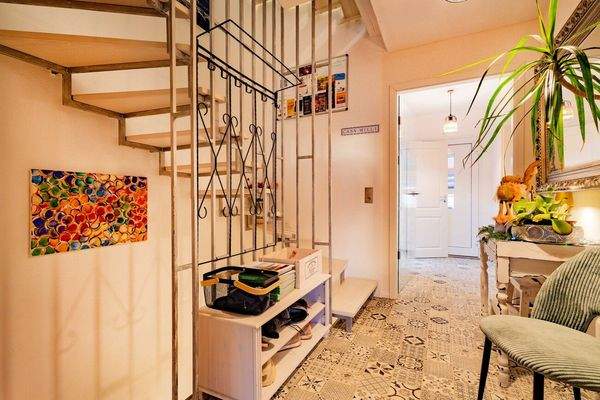 Flur und Eingangsbereich EG