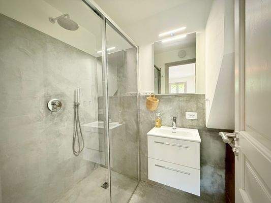 AP1019_TERRA ITALIA IMMOBILIEN_LIGURIEN_APRICALE_C