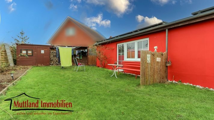 Grundstück mit Ferienwohnung