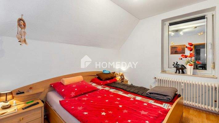 1. OG Schlafzimmer 1