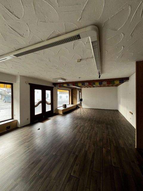 Ohlstadt Ladenlokale, Ladenflächen 