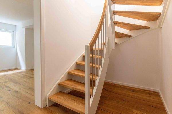 Treppehaus in den Keller