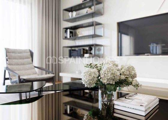 Sea View Real Estate with Terraces in a Popular area of Fuengirola