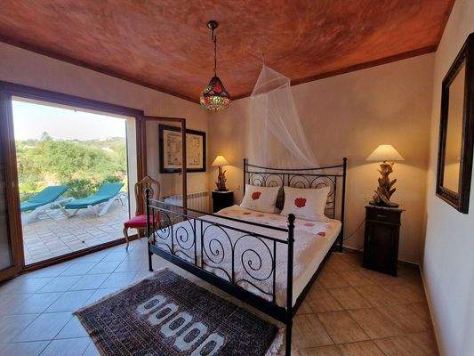 Schlafzimmer mit Bad en suite