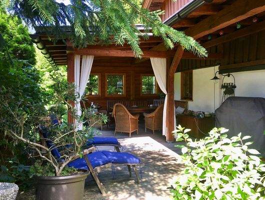 Sitzecke Aussenbereich.jpg