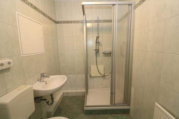 Bad mit Dusche