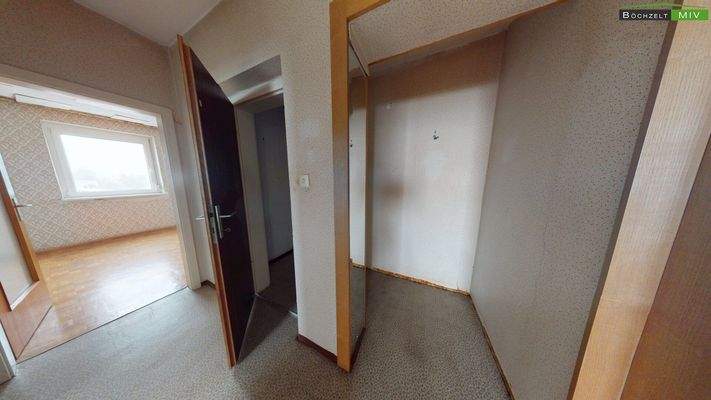 Garderobennische und Abstellraum