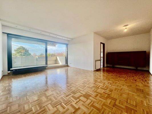 Offener Wohn- & Essbereich