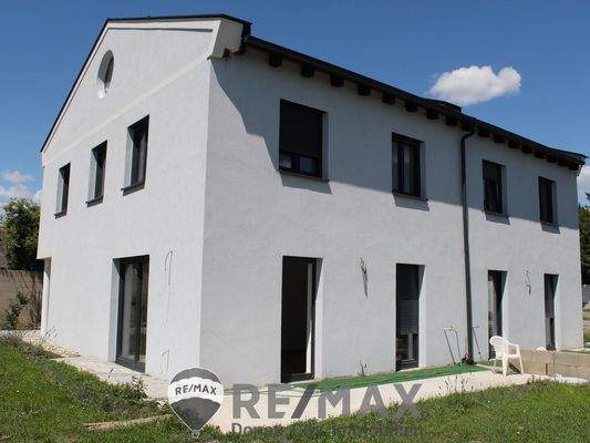 04 Exposé Haus Außenansicht