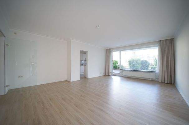 Wohn- und Esszimmer III