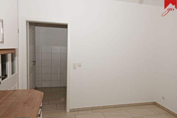 Küche mit Zugang zum HWR