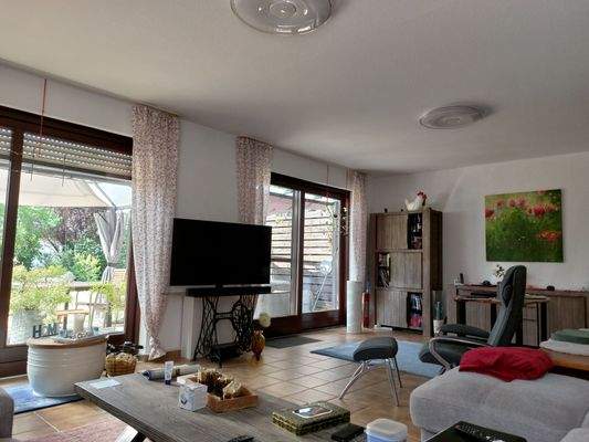 helles Wohnzimmer.jpg