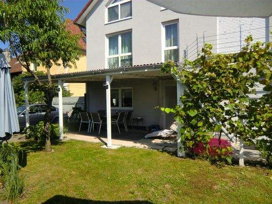 Überdachte Terrasse