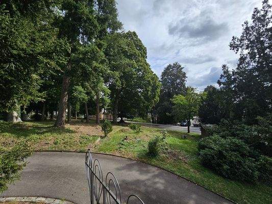 5264 - Ansicht von Westen - Zufahrt