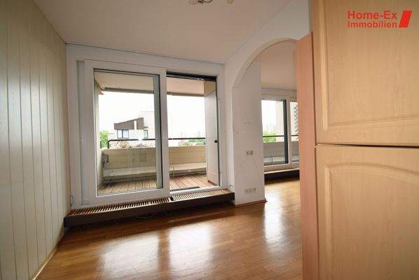 Die Ess-Küche, und man is(s)t auf dem Balkon :)