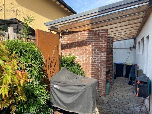 Zusätzliche Staufläche Garten