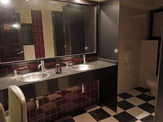 Geschäftslokal in erster Linie des Paseo Marítimo, Mallorca