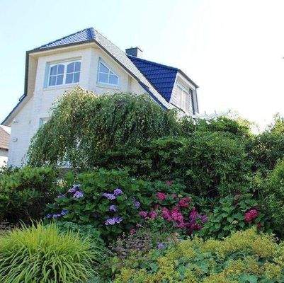 Es grünt und blüht