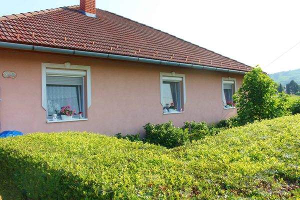 IMG_4414 (1) (1).jpg