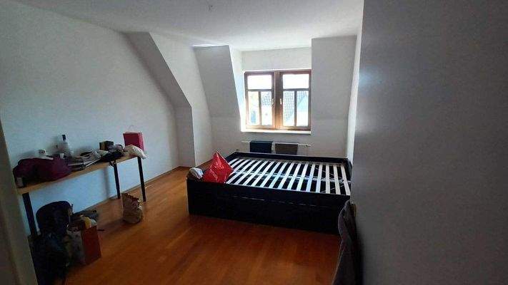 Schlafzimmer Bild 1.jpg