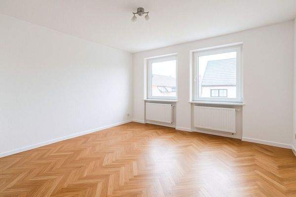 Beispielfoto nach Renovierung (digital verändert)