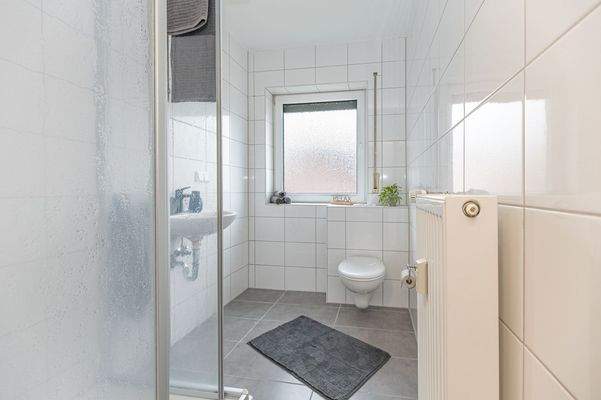 modernes Badezimmer