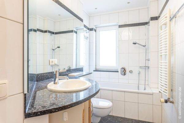 Tageslicht-Badezimmer