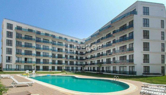 Impressive View Apartments in a Project in Yalova Çınarcık