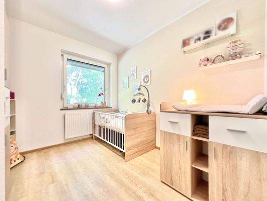 Kind-/ Gäste-/ Bürozimmer 2