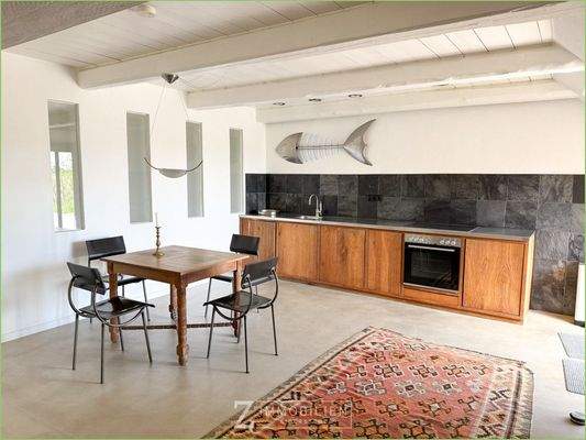 Gästebereich mit Küche