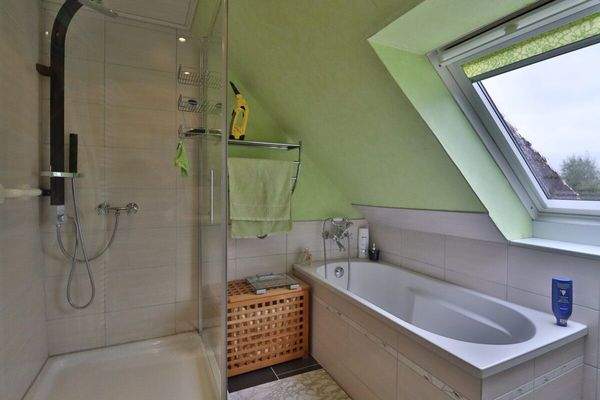 Dusch- und Wannenbad