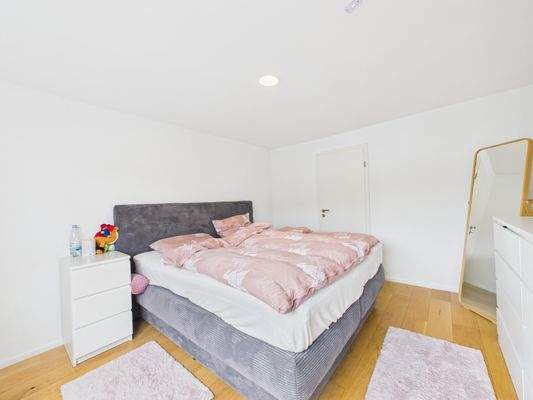 Blick zum Ankleidezimmer