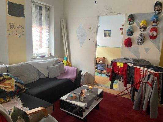 WE 1. OG Kind Bild 1