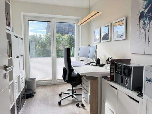 Büro oder Kinderzimmer