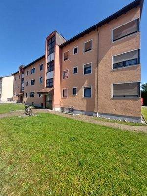 Eingangsseite der Wohnanlage