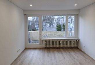 Lichtdurchflutetes Wohnzimmer