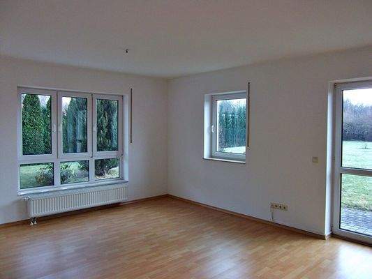 Wohnzimmer EG - leer