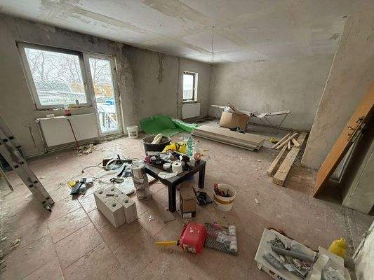Sanierung begonnen- Wohnzimmer