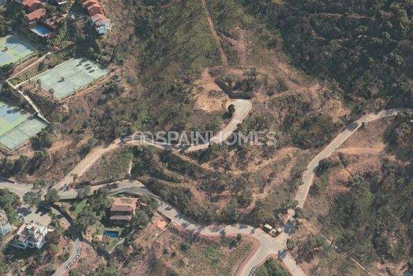Residential Land Surrounded by Nature in Ojen Malaga
