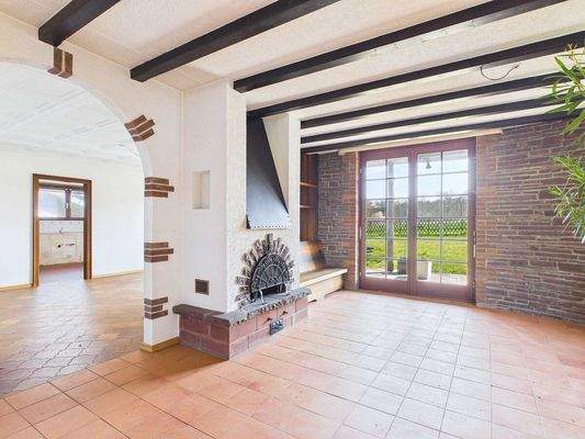 Bungalow zum Vollenden in Top-Lage von Gersweiler