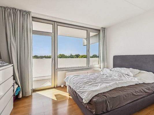 Schlafzimmer Ansicht 1