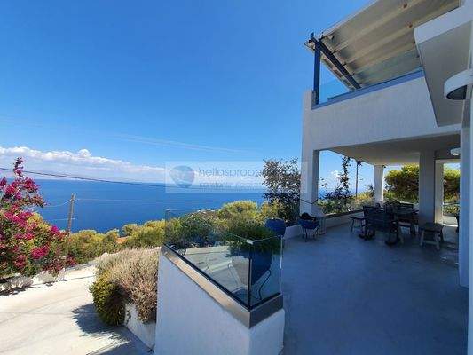 1f1e05fc37b64c42956a44e27d4cbb76