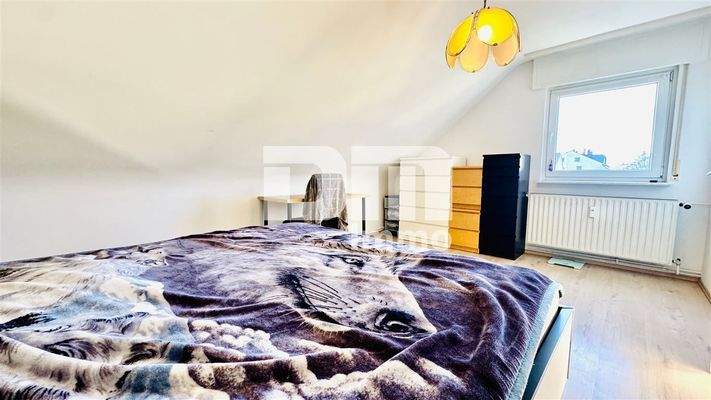 Wohnzimmer / Aktuell als Schlafzimmer genutzt