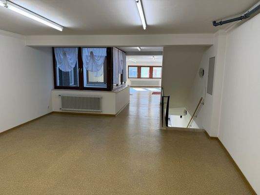 2. OG Freiraum mit Lichtschacht.jpg