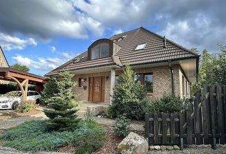 makellos EFH SN Hufenweg - Titelfoto.jpg