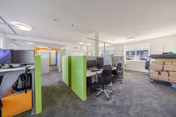 Blick durch die Bürofläche