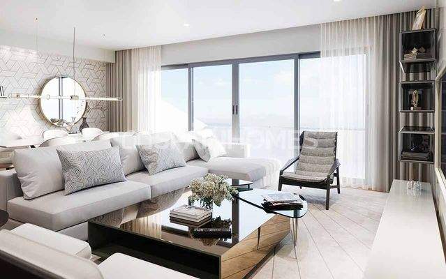 Sea View Real Estate with Terraces in a Popular area of Fuengirola